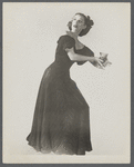 Martha Graham as the eldest of the three sisters in "Deaths and Entrances"