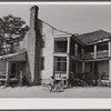 Greensboro, Greene County, Georgia (vicinity). The old Branch home, on the Athens road, now occupied by a Negro family.