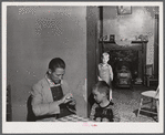 Mell Williams and children. He is a worker in the textile mill in Greensboro, Greene County, Georgia.
