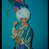 Frank Guarrera during a Metropolitan Opera tour of Cosi fan tutte