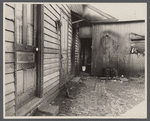 Housing along front street, Hamilton, [Cincinnati,] Ohio.