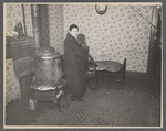 Bare room, white family, Hamilton Co., [Cincinnati,] Ohio.