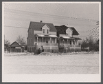 Houses in Manville, New Jersey, showing close construction despite available surrounding land.