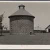 Corn crib of concrete blocks, capacity 7000 bushels, harvest of 140 acres. Central Illinois.