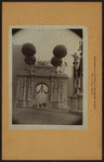 Celebrations - Parades - Municipal events - The Victory Arch.
