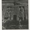 Nubie. Ibsamboul, entrée du spéos de d'Hathor.