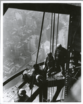 Workers on Empire State building