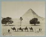 Pyramide a Cheops Sphinxe et Caravan