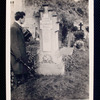 Harry Houdini at the gravesite of Italian magician Bartolomeo Bosco, Dresden, Germany