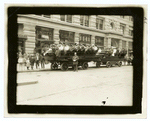 Sight seeing wagons," predecessors of the modern motor bus.