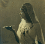 Ruth St. Denis as the Courtesan in Omika