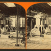 Machinery for compressing air, central shaft.