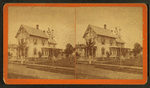 View of a house and a yard.