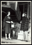 Jessica Tandy and Juliet Mills in the stage production Five Finger Exercise