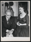 Michael Bryant and Jessica Tandy in the stage production Five Finger Exercise
