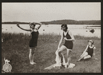 Greta Garbo, Tyra Ryman and Iréne Zetterberg in the motion picture Luffar-Petter