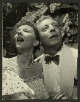 Mary Martin (Nellie Forbush) and Ezio Pinza (Emile de Becque) in South Pacific