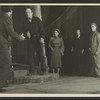 Jack Warden (?), Van Heflin, Gloria Marlowe, Eileen Heckart, and Richard Davalos in the stage production A View from the Bridge