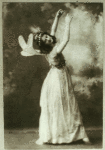 Isadora Duncan as first fairy in Midsummer night's dream