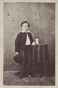 Lincoln in photographs : an album of every known pose