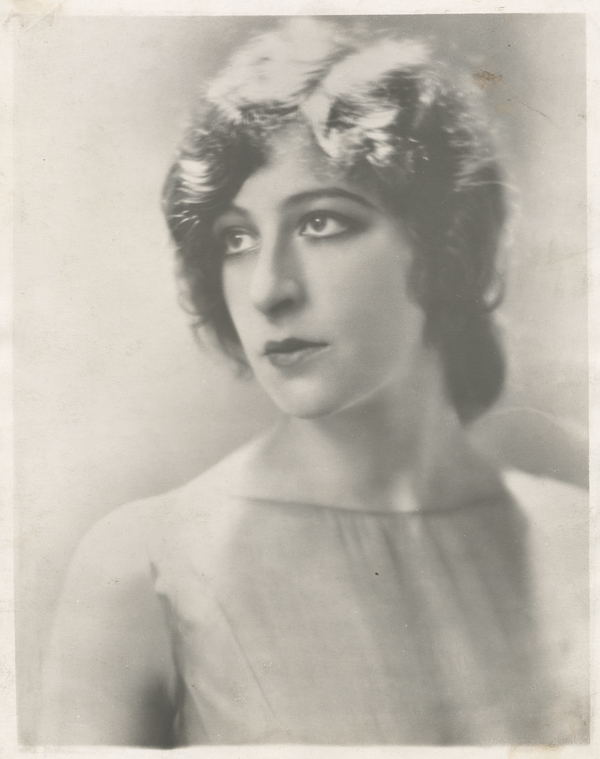 Publicity photo of Fanny Brice from Palace Theatre. - NYPL Digital ...