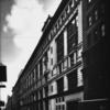 Siegel-Cooper Building on east side of Sixth Ave, between 18th and 19th streets