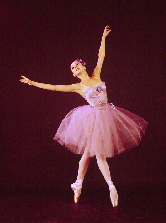 New York City Ballet - Studio portrait of Suki Shorer in costume for ...