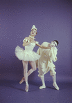 New York City Ballet  - Studio photo of Suki Schorer and Deni Lamont in "Harlequinade", choreography by George Balanchine (New York)