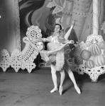 Suki Schorer as the Sugar Plum Fairy and Paul Mejia as the Cavalier, in a New York City Ballet production of "The Nutcracker."