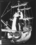 Kevin Kline and Linda Ronstadt in a scene from the NY Shakespeare Festival production of the musical "The Pirates Of Penzance".