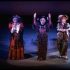 R-L) Dorothy Loudon, Chita Rivera and Leslie Uggams in a scene from the Broadway production of the musical "Jerry's Girls." (New York)