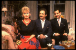 L-R) Actors Sally Struthers, Lewis J. Stadlen and Tony Shalhoub in a scene from the Broadway revival of the play "The Odd Couple." (New York)