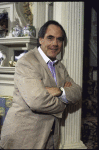 Actor Robert Klein in a publicity shot for the Lincoln Center Theater production of the play "The Sisters Rosensweig" (New York)