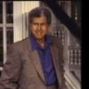 Actor Tony Roberts in a publicity shot for the replacement cast of the Broadway production of the play "The Sisters Rosensweig" (New York)