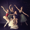 New York City Ballet - Studio photo of George Balanchine (C) with Patricia McBride in red, Suzanne Farrell in white, Violette Verdy center back and Mimi Paul in "Jewels", choreography by George Balanchine (New York)