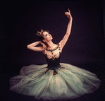 New York City Ballet - Studio photo of Mimi Paul in "Jewels", choreography by George Balanchine (New York)