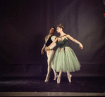 New York City Ballet - Studio photo of Mimi Paul and Francisco Moncion in "Jewels", choreography by George Balanchine (New York)