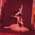 New York City Ballet - Studio photo of Kay Mazzo and John Prinz in "Jewels", choreography by George Balanchine (New York)