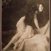Alice Eis in "Vampire Dance"